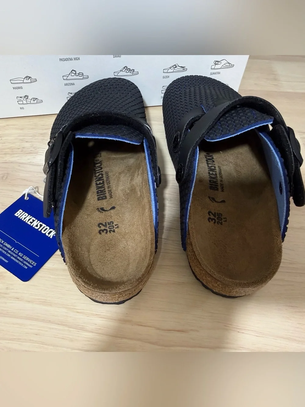Birkenstock kids Navy and Black Textured Boston Clog
